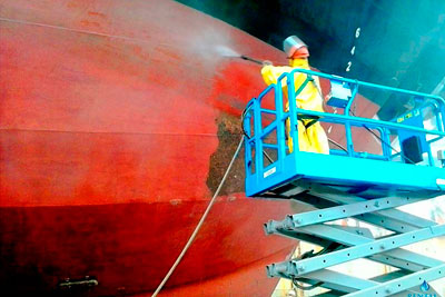 Limpeza de Casco de Navio